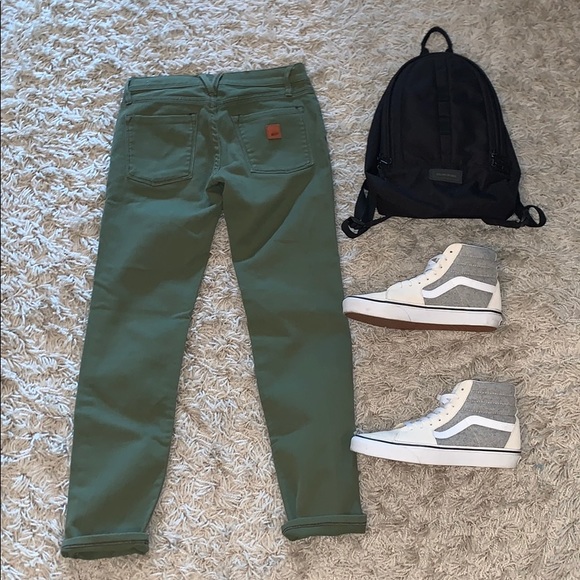 Roxy Jeans - Picture 4 of 4